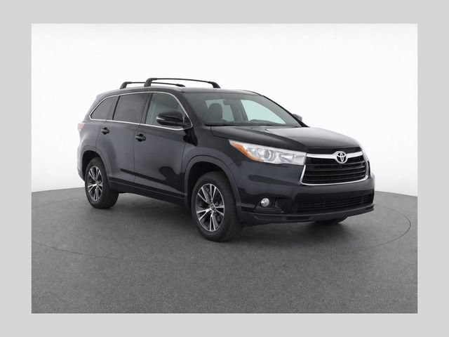 Used 2016 Toyota Highlander XLE w/ Protection Package #3 AWD/4WD image 1