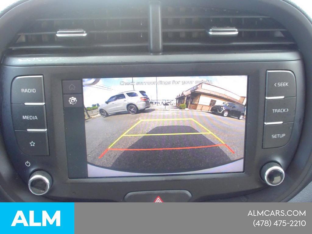 Used 2025 Kia Soul LX w/ LX Technology Package FWD image 39