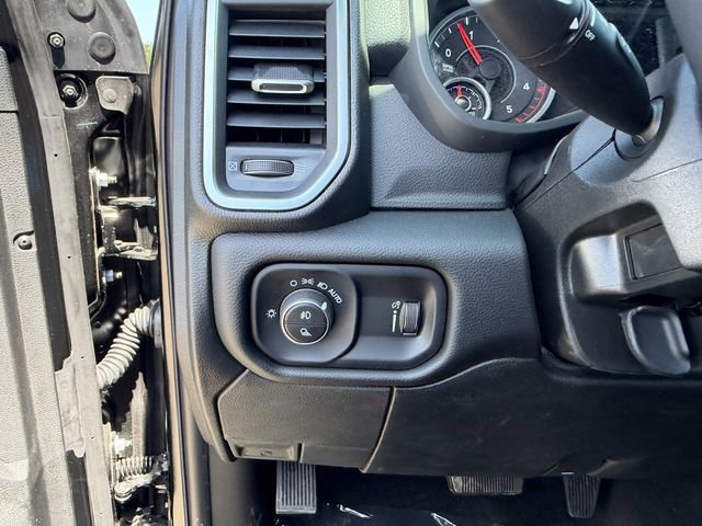 New 2026 RAM 3500 Big Horn AWD/4WD image 21