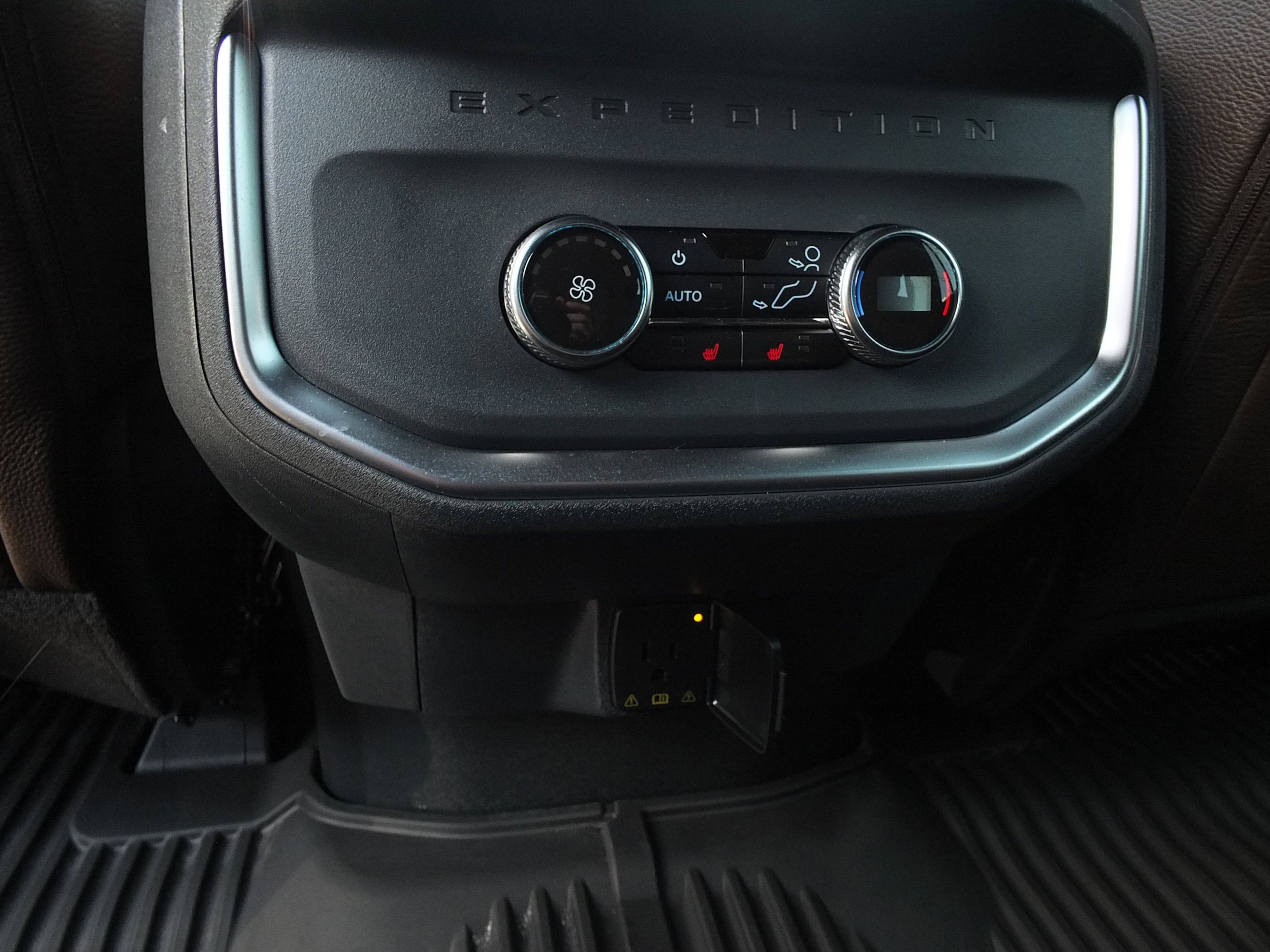 Used 2025 Ford Expedition King Ranch image 22
