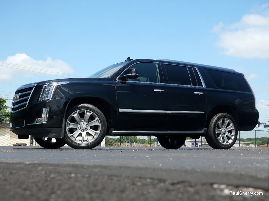 Used 2019 Cadillac Escalade ESV image 15