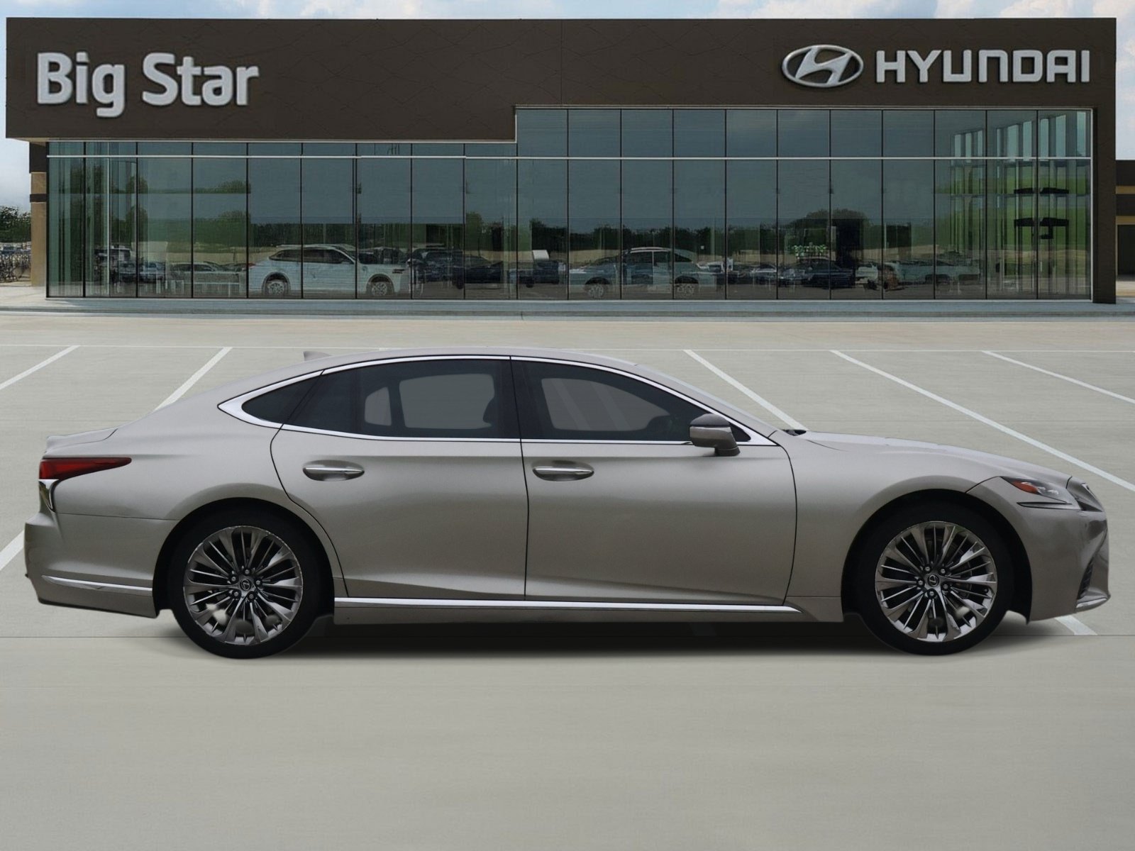 Used 2020 Lexus LS 500 w/ Interior Upgrade Package RWD image 5