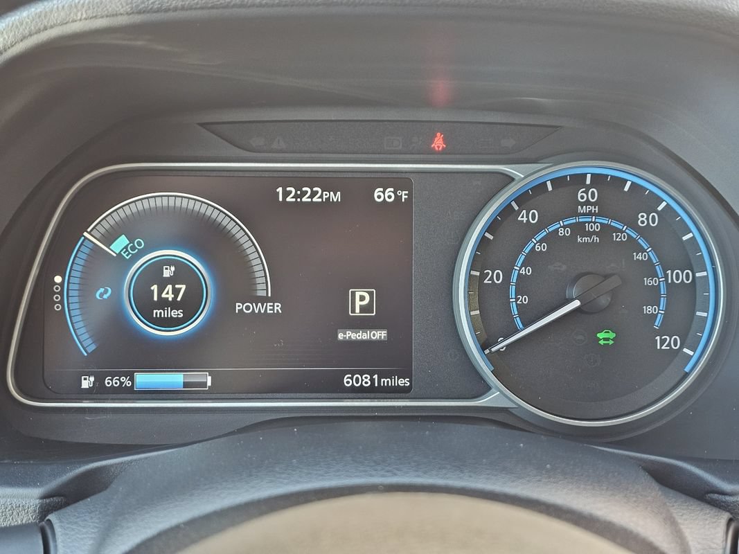 Used 2025 Nissan Leaf SV Plus FWD image 23