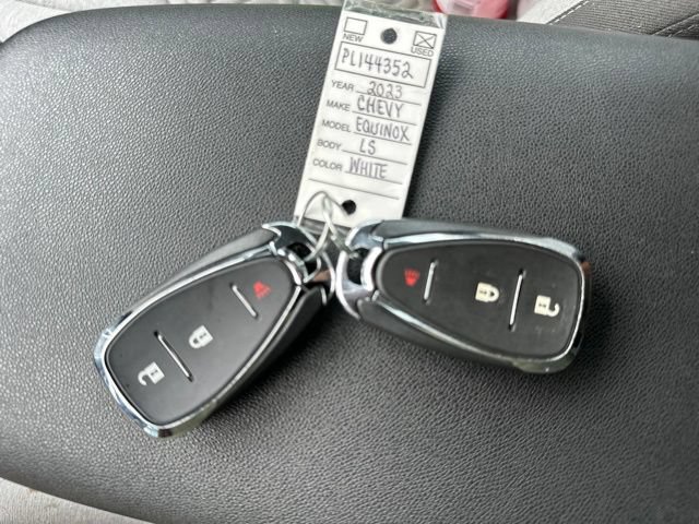 Used 2023 Chevrolet Equinox LS FWD image 41