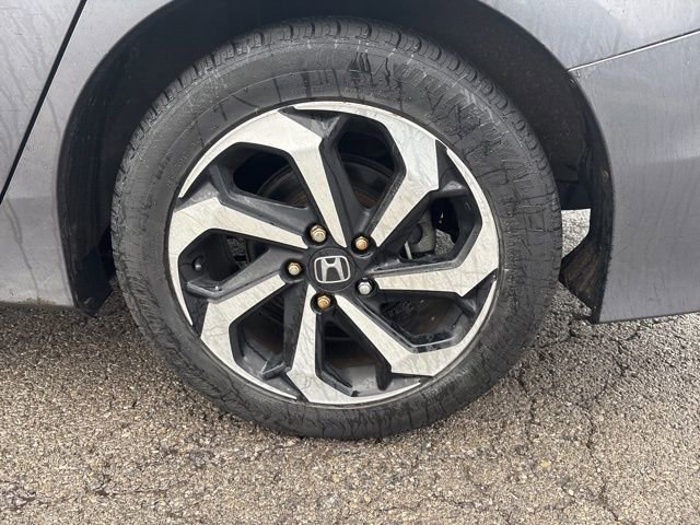 Used 2017 Honda Accord EX image 5