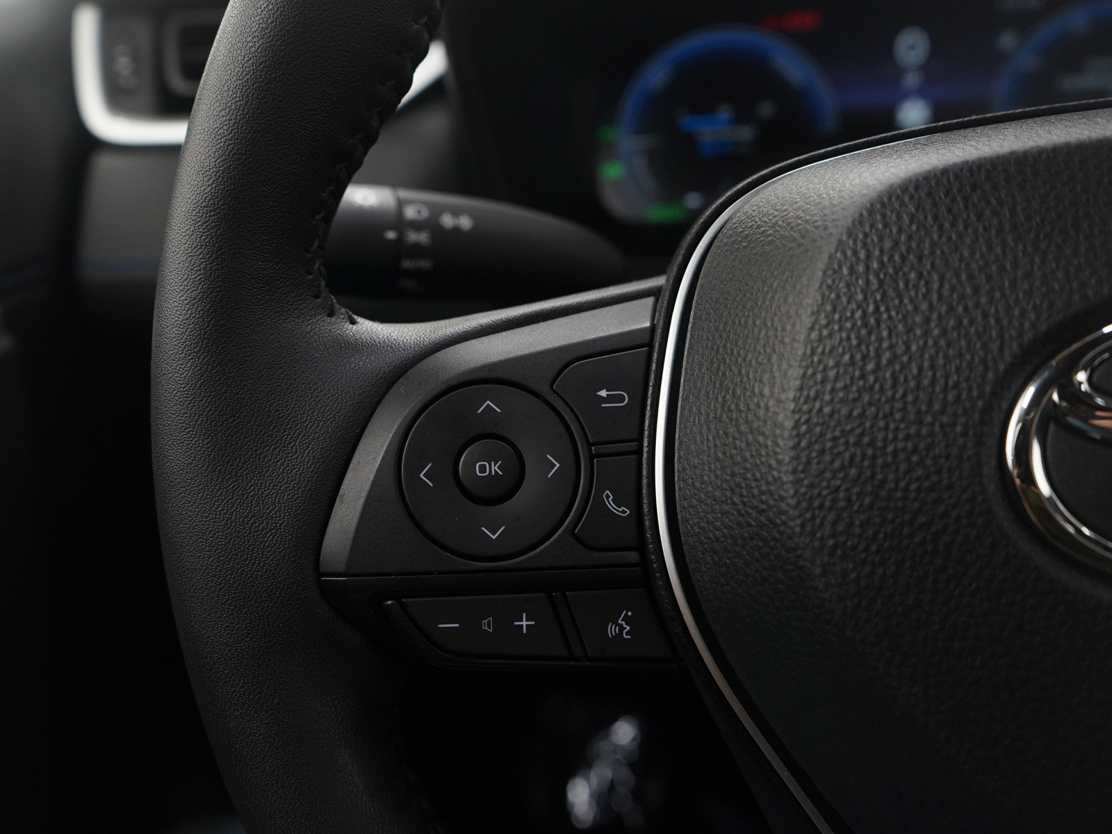 Used 2024 Toyota RAV4 XSE w/ Advanced Technology Package image 26