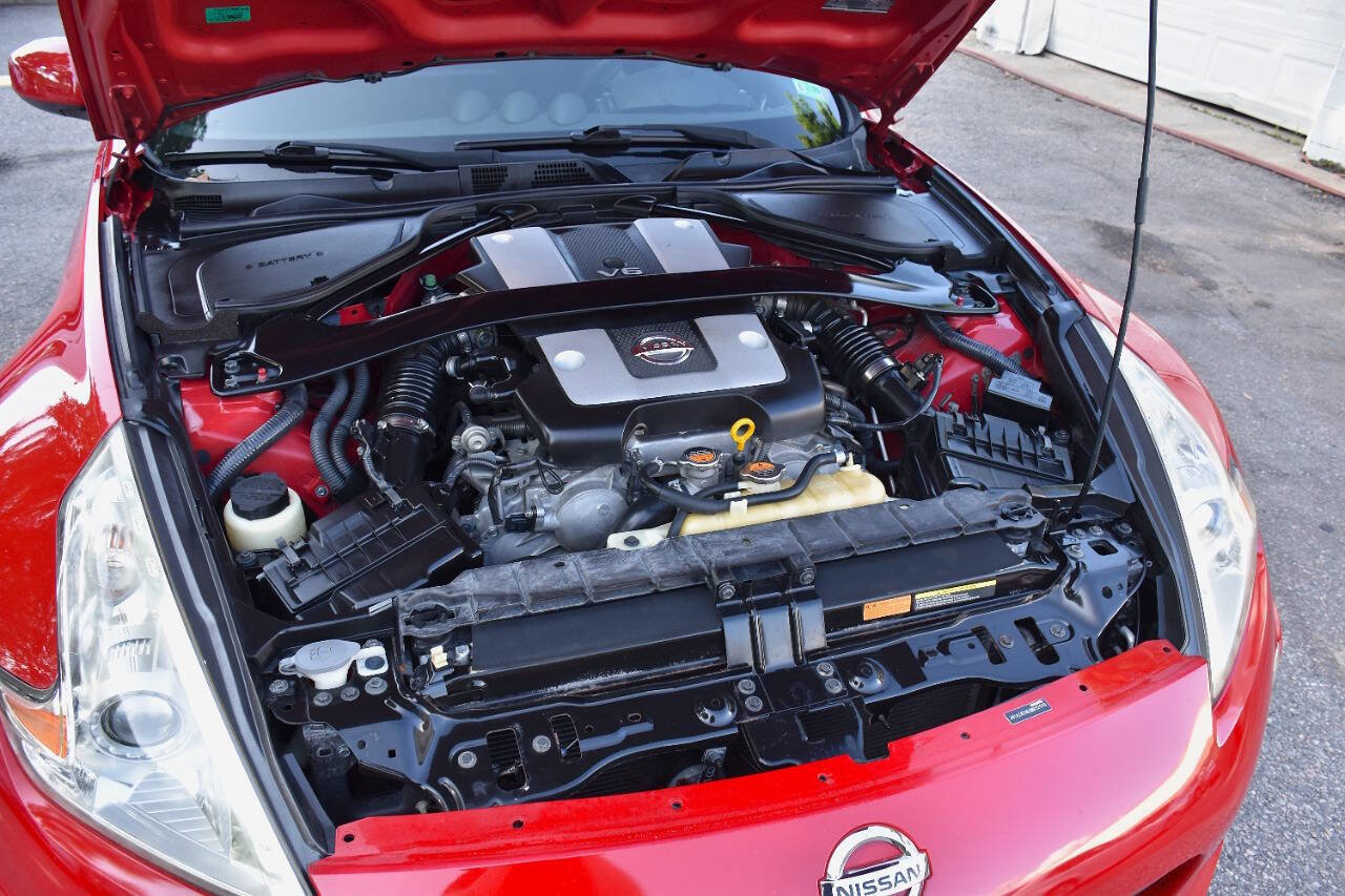 Used 2016 Nissan 370Z Touring w/ Aerodynamics Package image 25