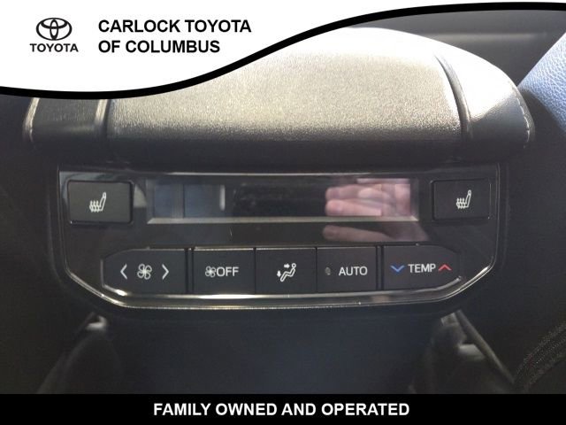 Used 2023 Toyota Highlander Platinum image 20