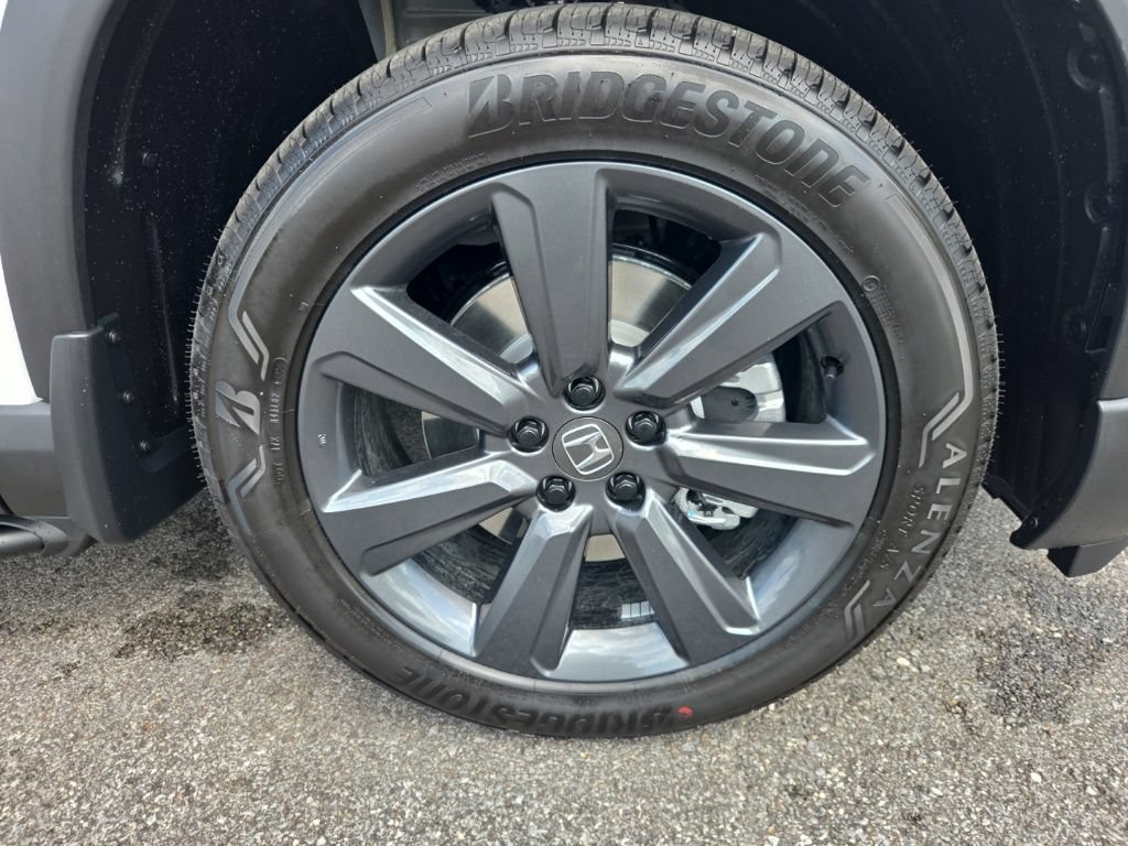 New 2026 Honda Pilot Sport image 10
