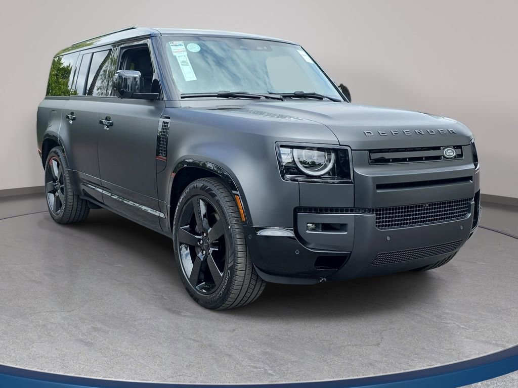 New 2026 Land Rover Defender 130 X-Dynamic SE AWD/4WD image 3