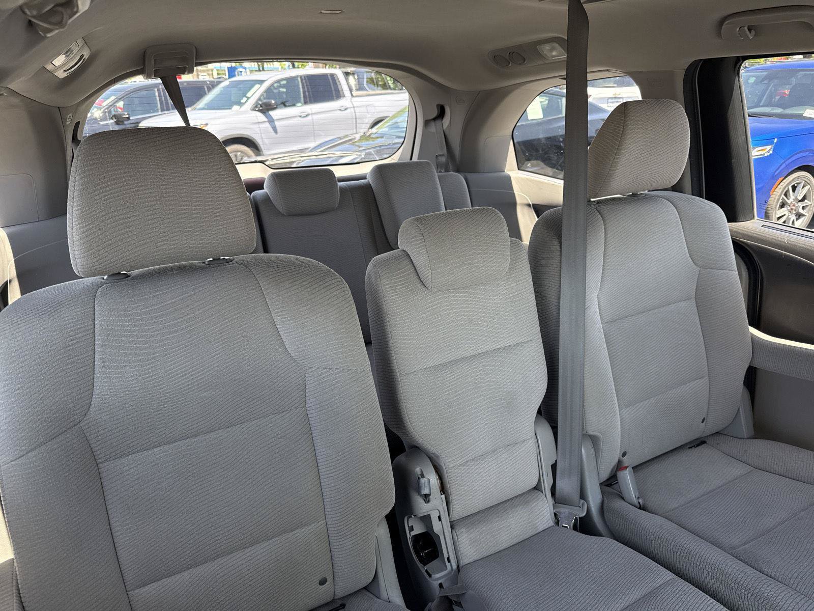 Used 2012 Honda Odyssey EX image 31