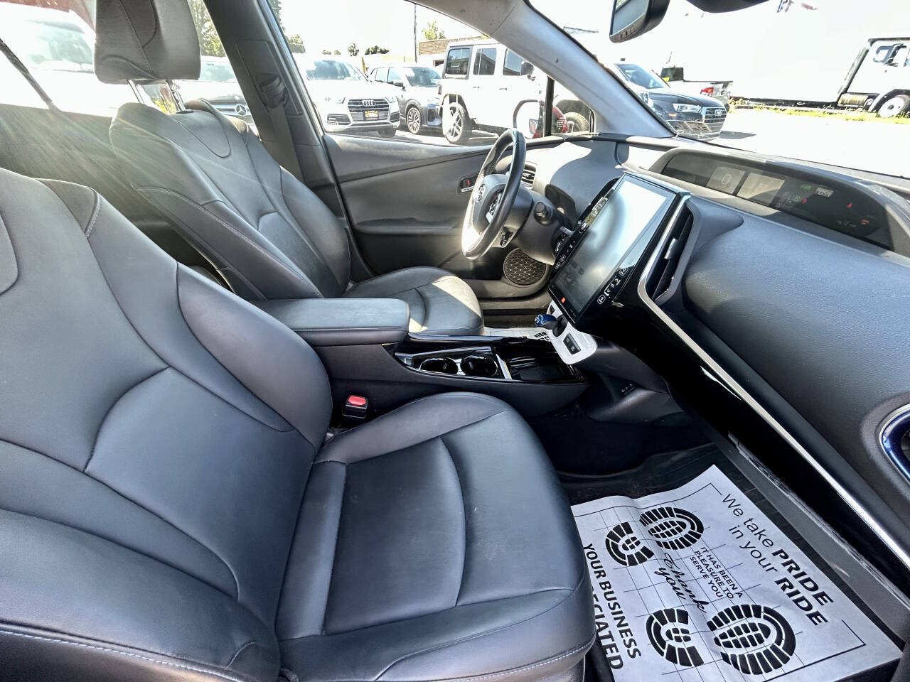 Used 2018 Toyota Prius Four Touring w/ Premium Convenience Package FWD image 14