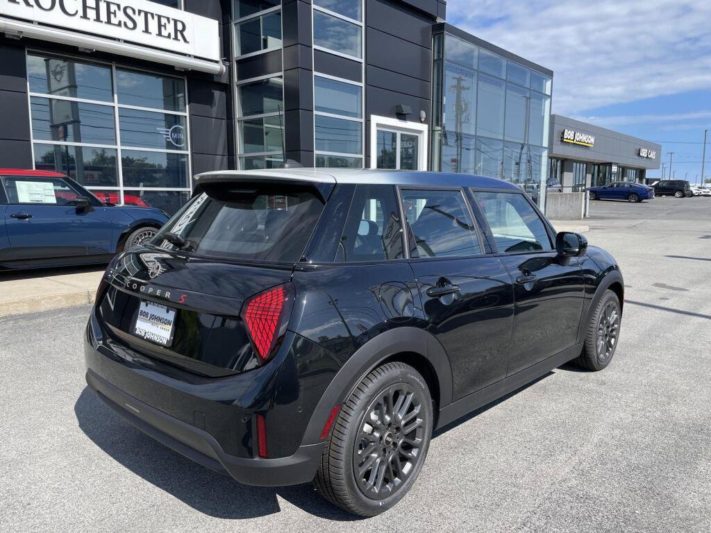 New 2026 MINI Cooper S FWD image 7
