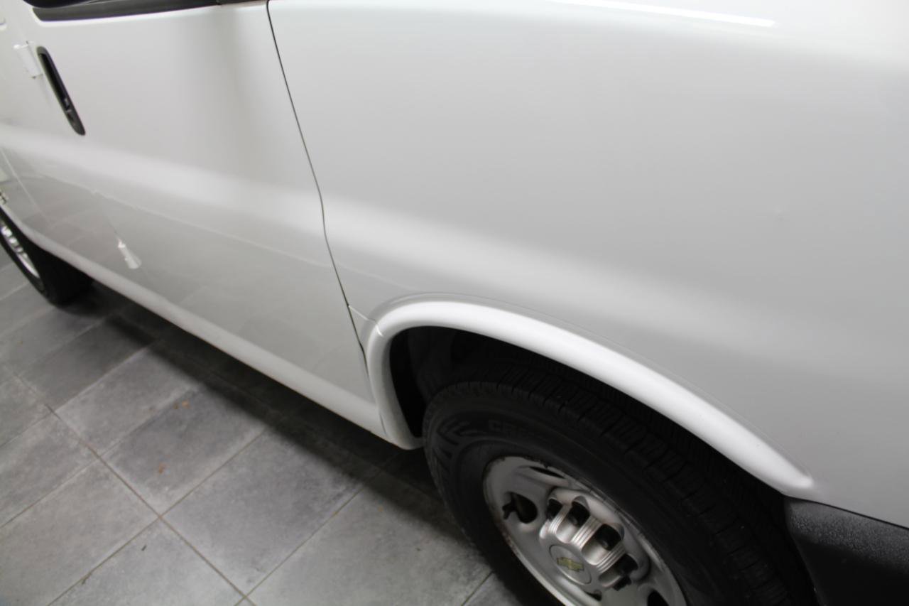Used 2020 Chevrolet Express 2500 RWD image 33
