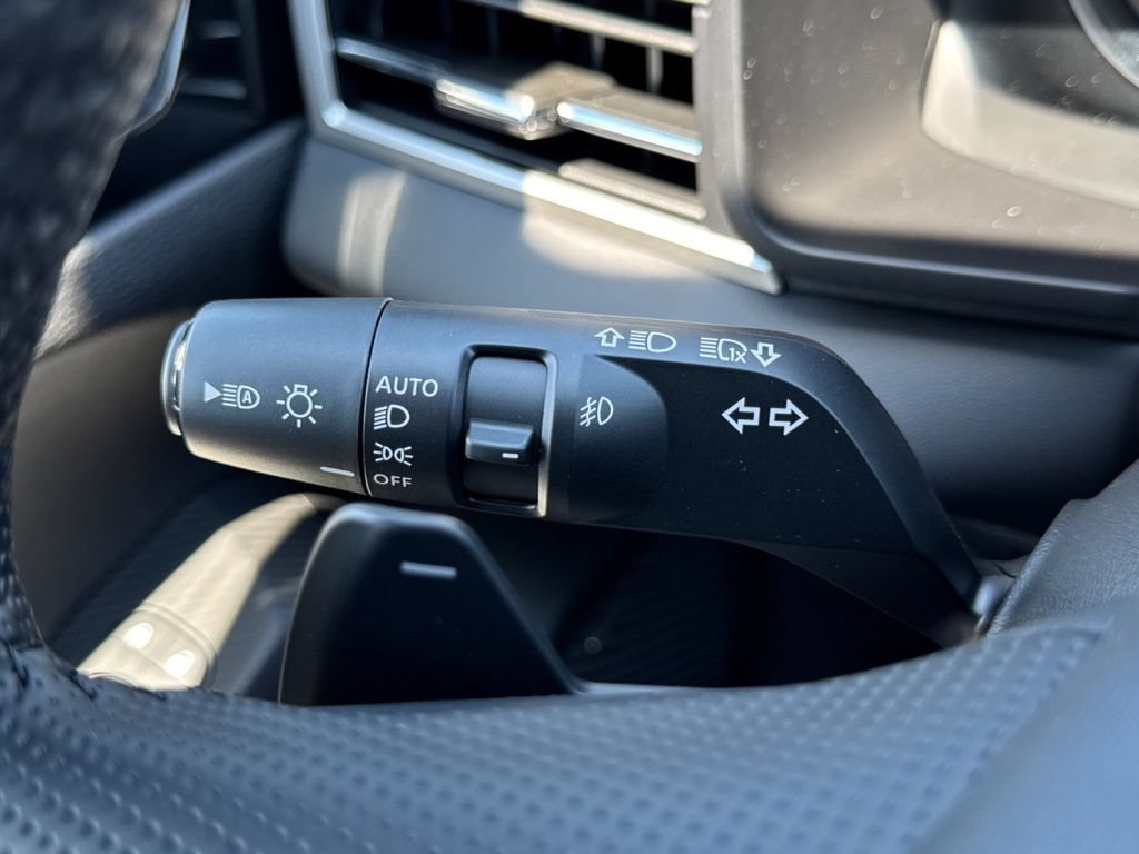 New 2026 Mitsubishi Outlander LE FWD image 16