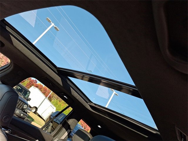 Certified 2024 Cadillac XT6 Sport w/ Platinum Package image 12