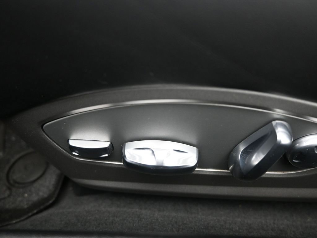 Used 2017 Porsche 911 Carrera S image 10