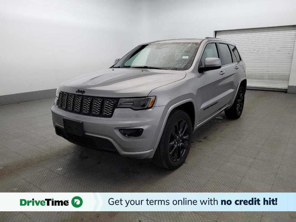 Used 2021 Jeep Grand Cherokee Laredo X image 1