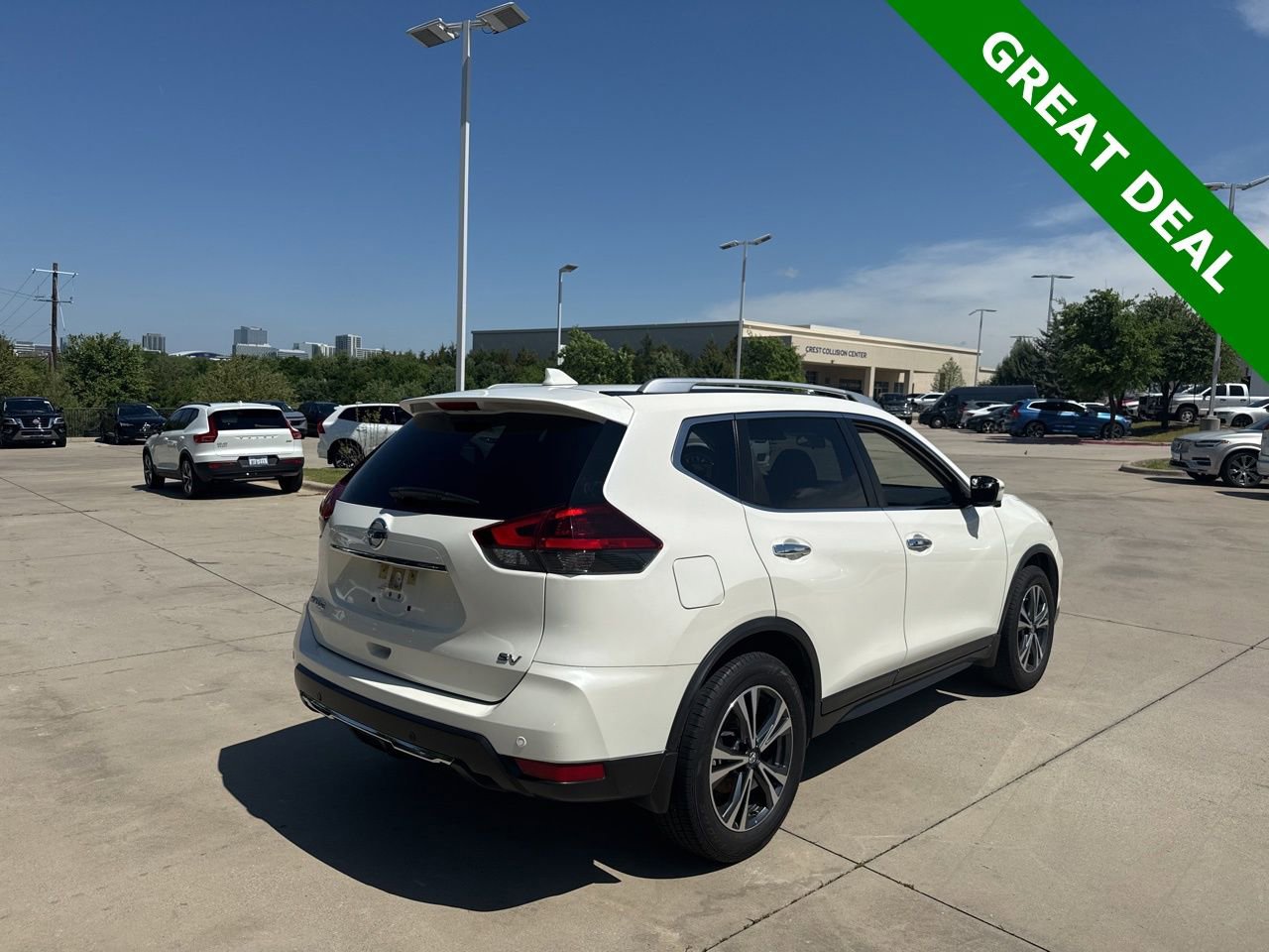 Used 2019 Nissan Rogue SV w/ Premium Package image 5