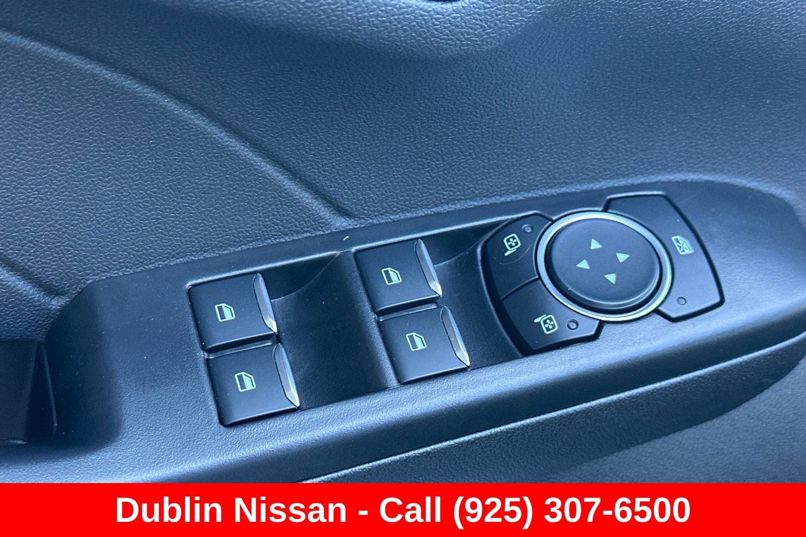 Used 2025 Ford Escape Active w/ Tech Pack #1 AWD/4WD image 13