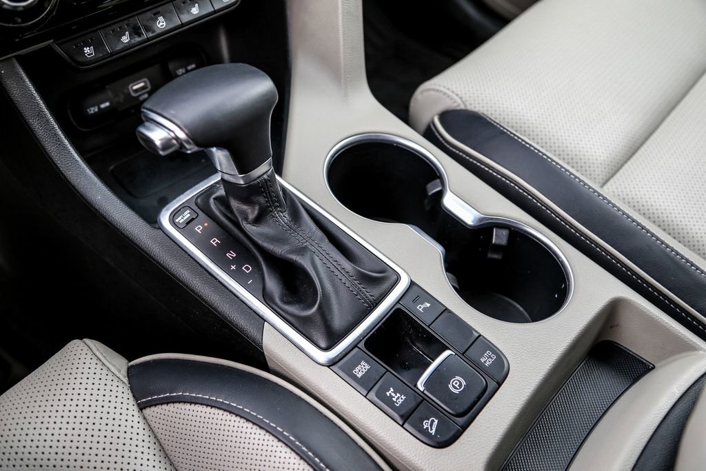 Used 2020 Kia Sportage SX image 16