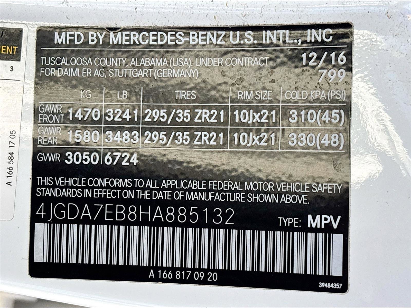 Used 2017 Mercedes-Benz GLE 63 AMG 4MATIC image 34