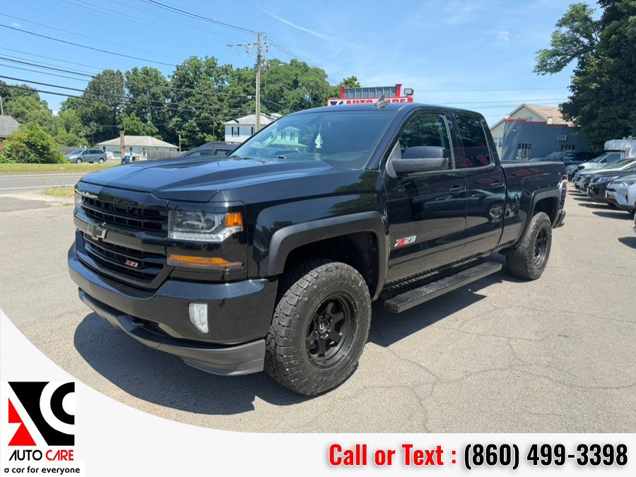 Used 2017 Chevrolet Silverado 1500 LT w/ Midnight Edition AWD/4WD image 3