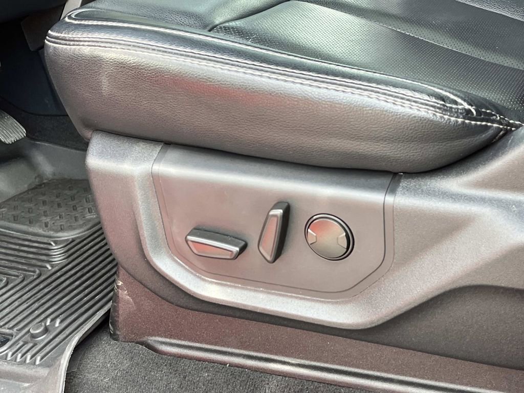 Used 2022 Ford F250 Lariat w/ Lariat Ultimate Package image 29