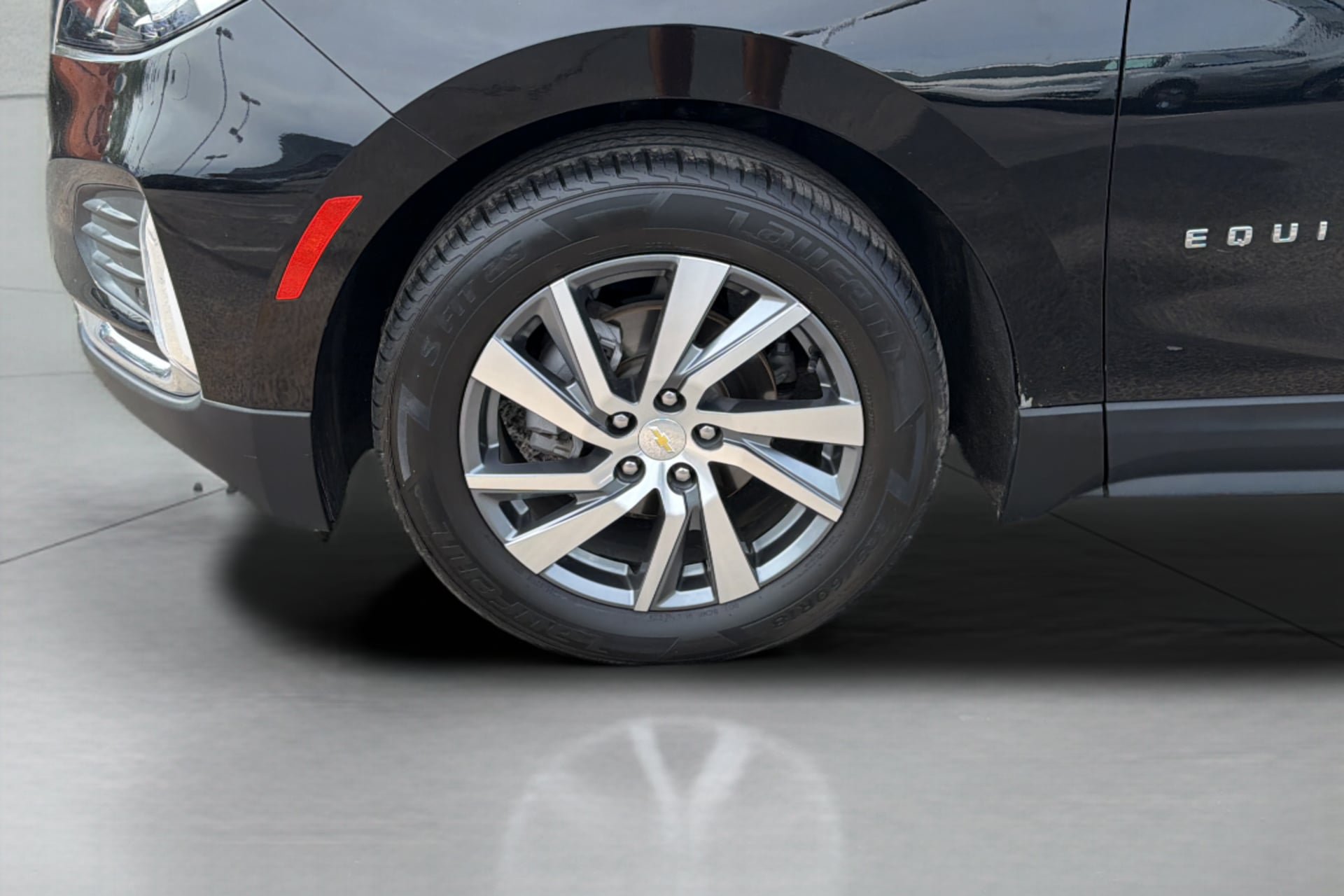 Used 2022 Chevrolet Equinox Premier FWD image 39