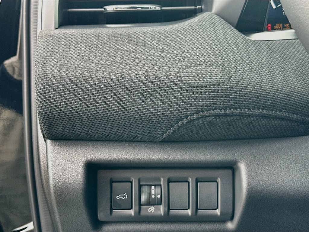 New 2026 Subaru Outback Limited AWD/4WD image 10