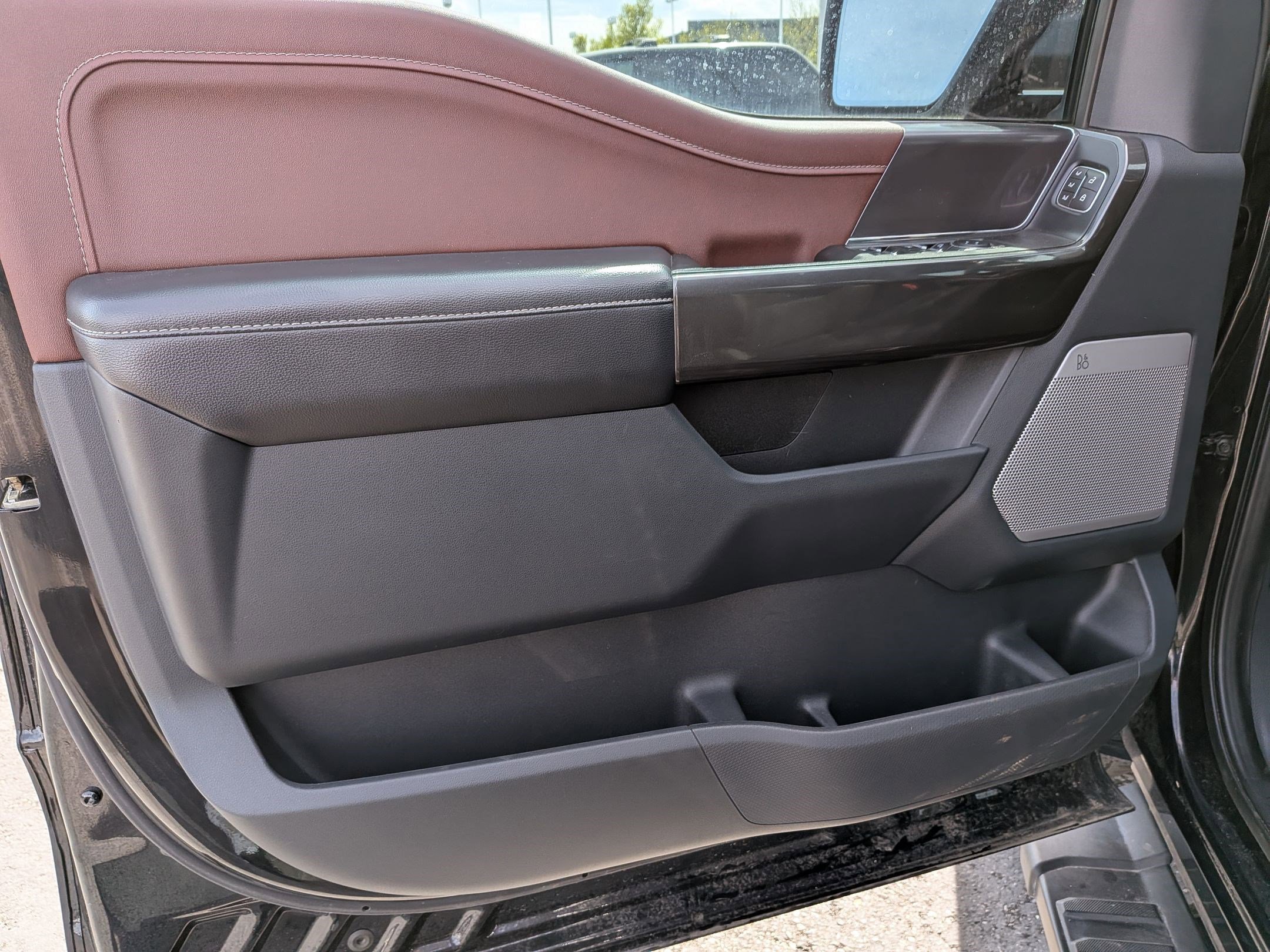 Certified 2021 Ford F150 Lariat w/ Equipment Group 502A High image 14