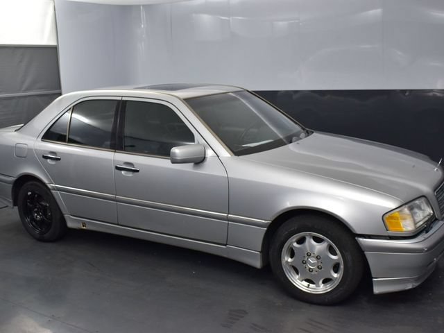Used 1999 Mercedes-Benz C 230 image 1