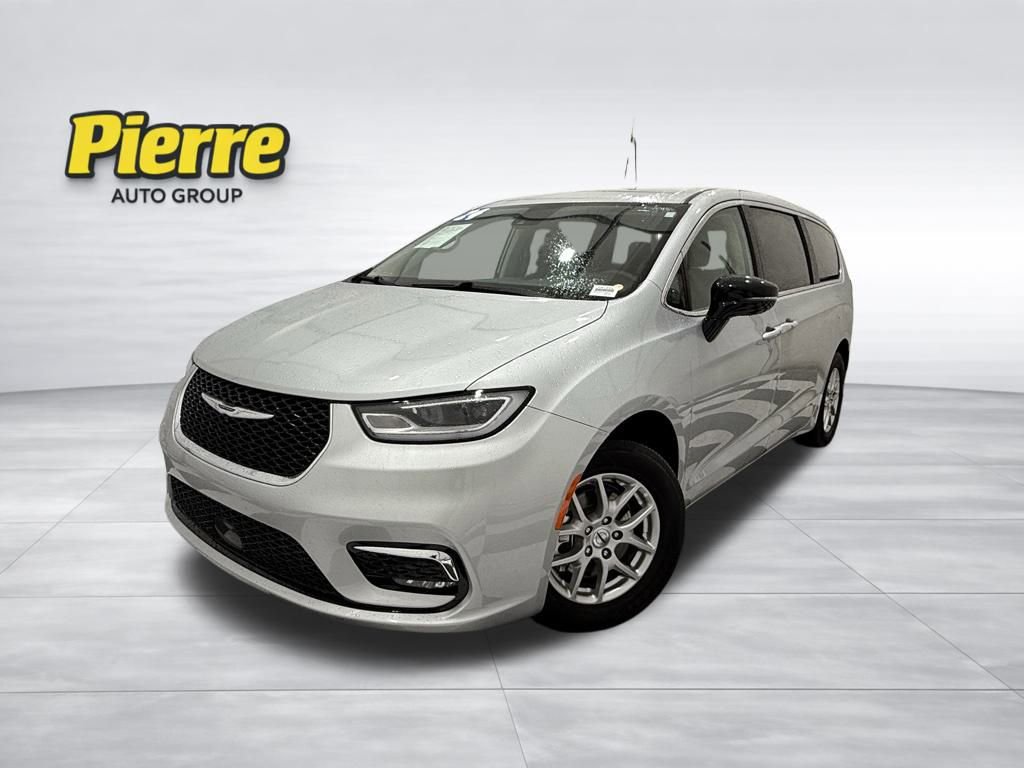 Used 2024 Chrysler Pacifica Touring-L 360° Tour