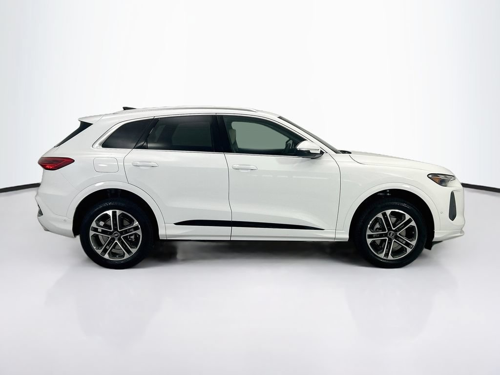 New 2026 Audi Q5 Premium AWD/4WD image 4