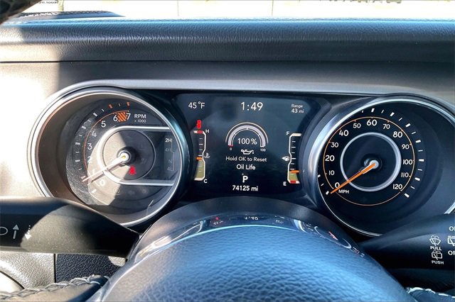 Used 2020 Jeep Wrangler Unlimited Sahara image 18