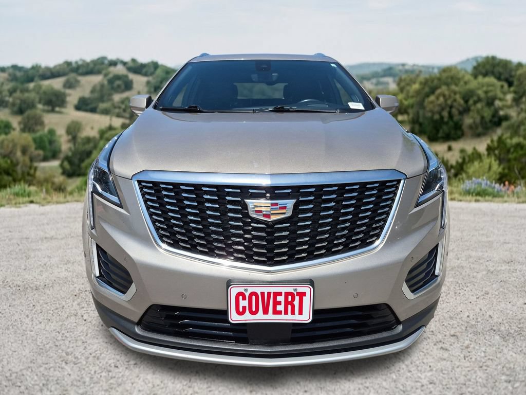 Used 2023 Cadillac XT5 Premium Luxury w/ Technology Package AWD/4WD image 2