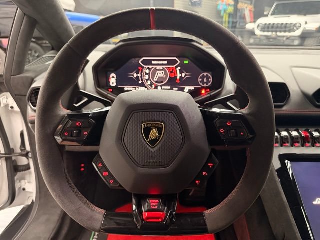 Used 2024 Lamborghini Huracan Sterrato AWD/4WD image 24