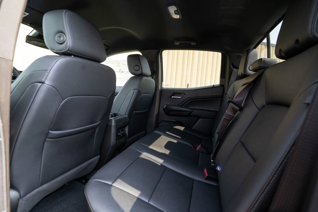 New 2025 Chevrolet Colorado LT w/ LT Convenience Package image 32