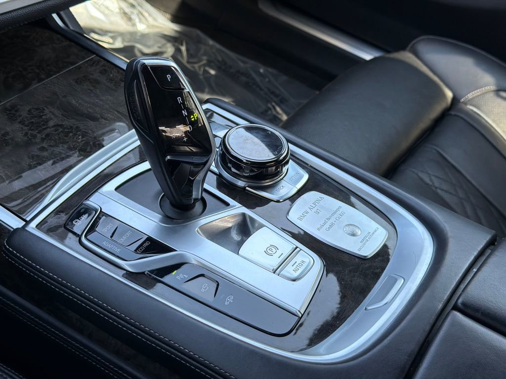 Used 2018 BMW ALPINA B7 xDrive image 33