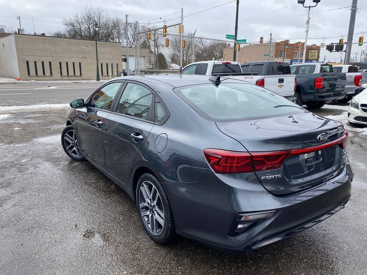 Used 2019 Kia Forte S FWD image 7