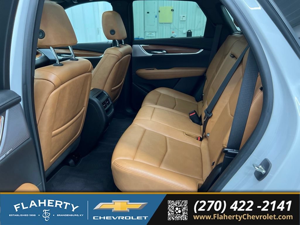 Used 2020 Cadillac XT5 Premium Luxury w/ LPO, Floor Liner Package AWD/4WD image 11