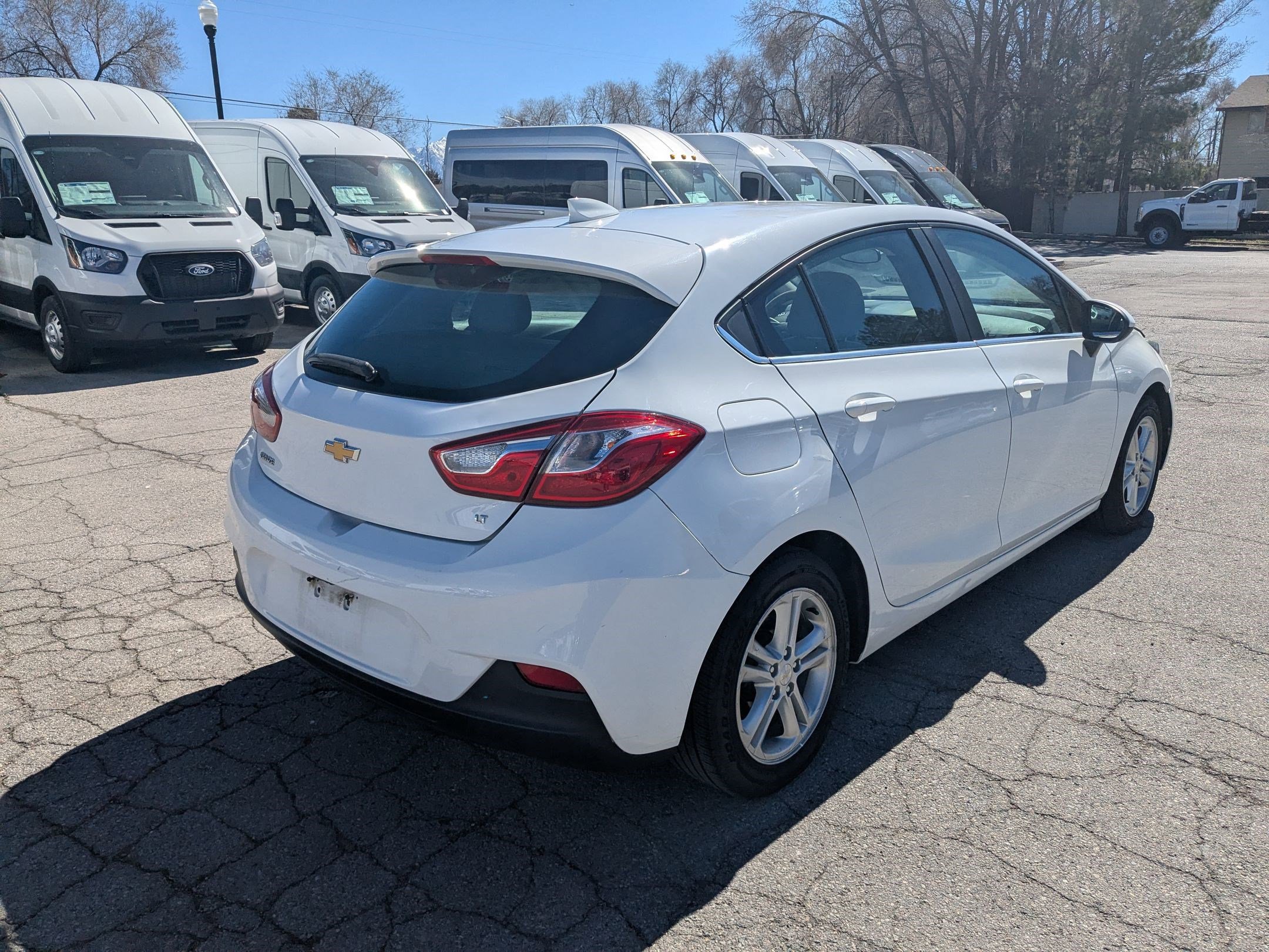 Used 2017 Chevrolet Cruze LT image 3