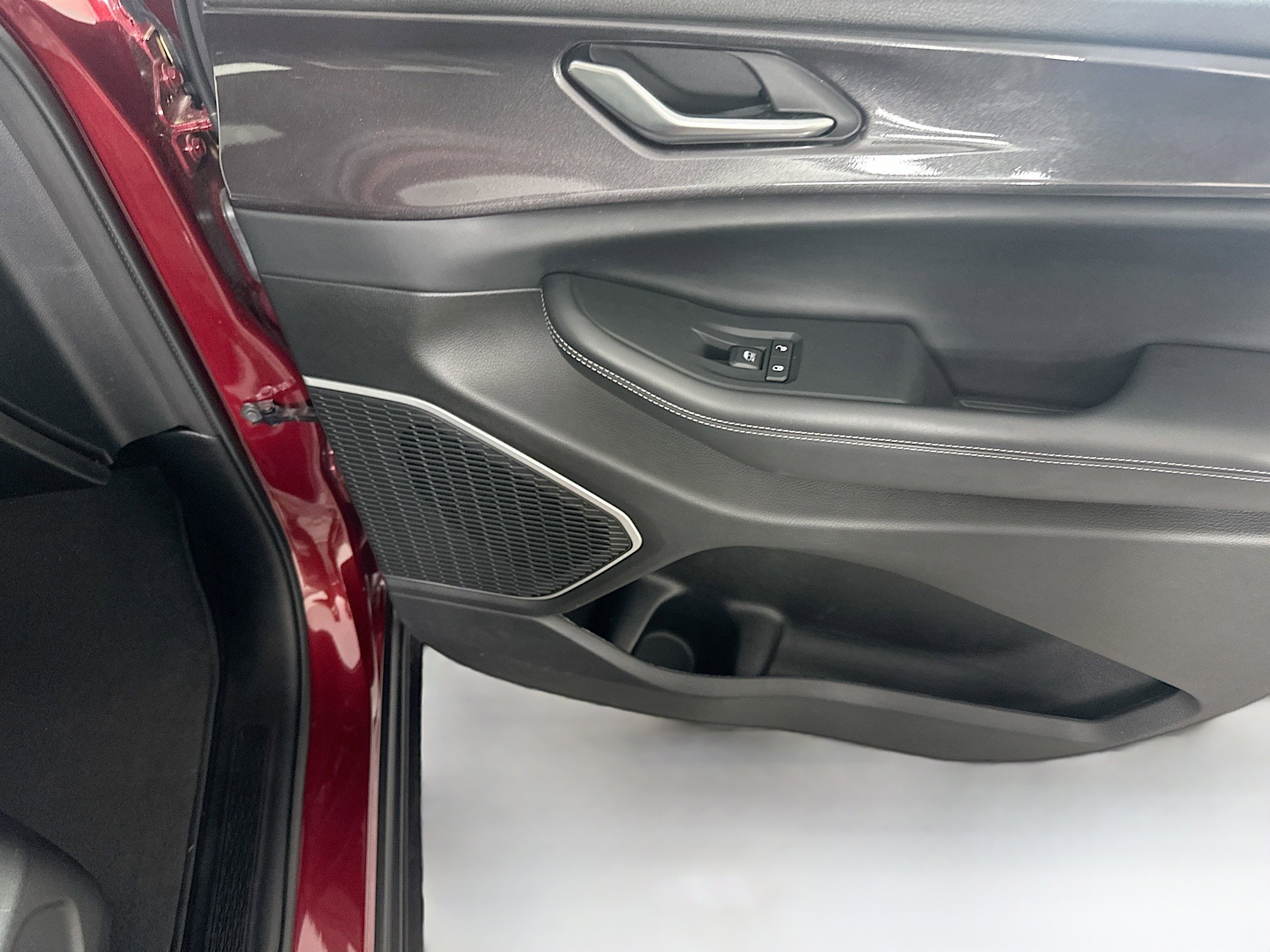 Used 2023 Jeep Grand Cherokee Altitude image 31