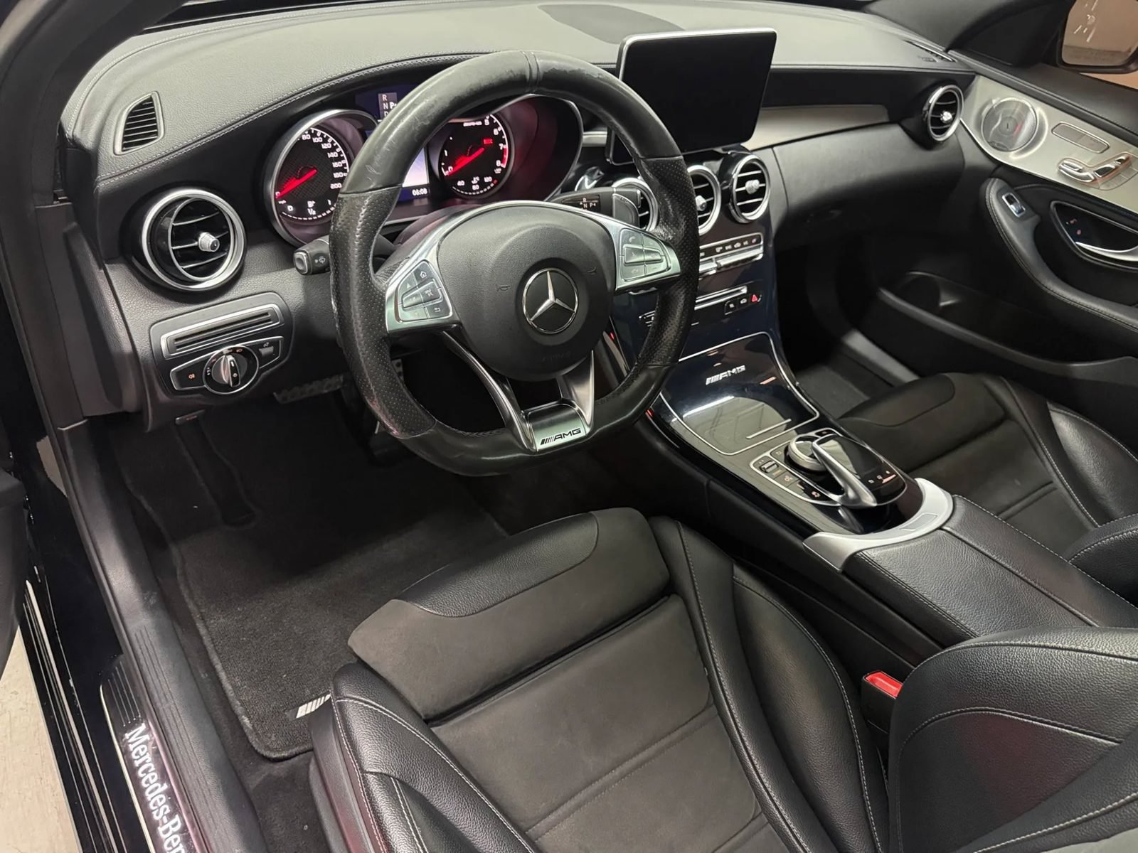 Used 2016 Mercedes-Benz C 63 AMG Sedan image 8