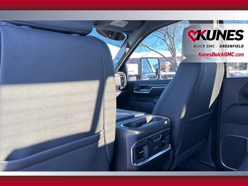 Used 2025 GMC Sierra 2500 SLT w/ SLT Premium Package image 37