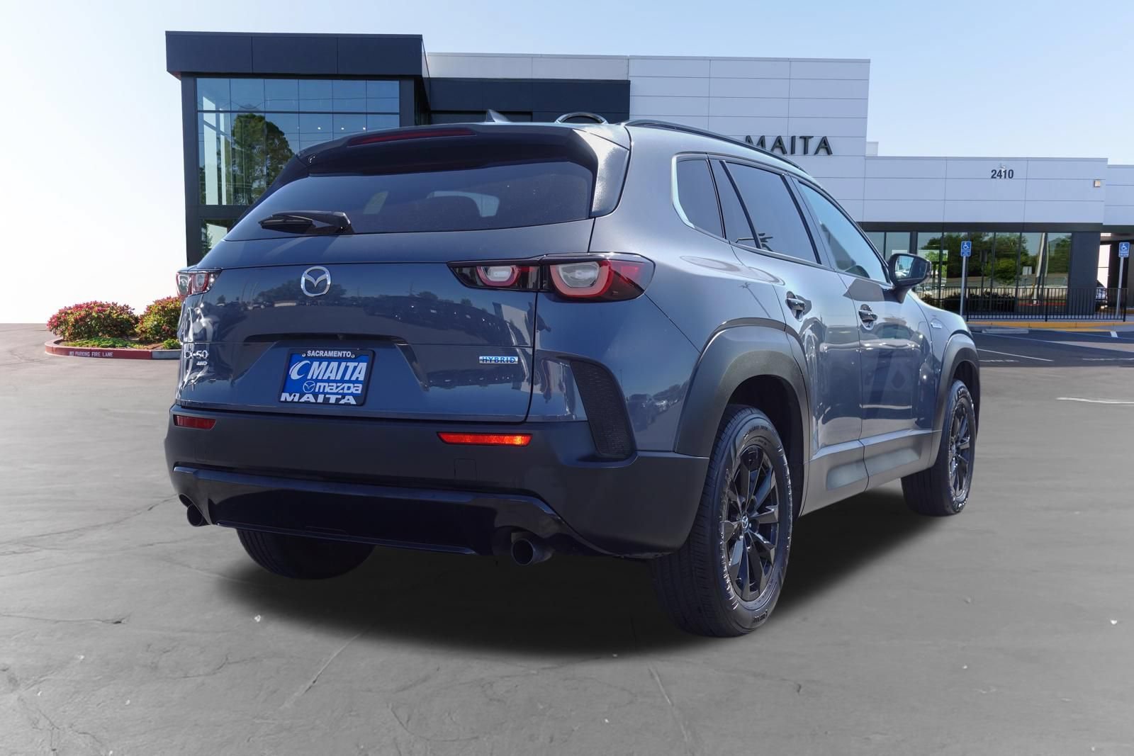 Certified 2025 MAZDA CX-50 AWD 2.5 Hybrid w/ Premium Pkg image 4