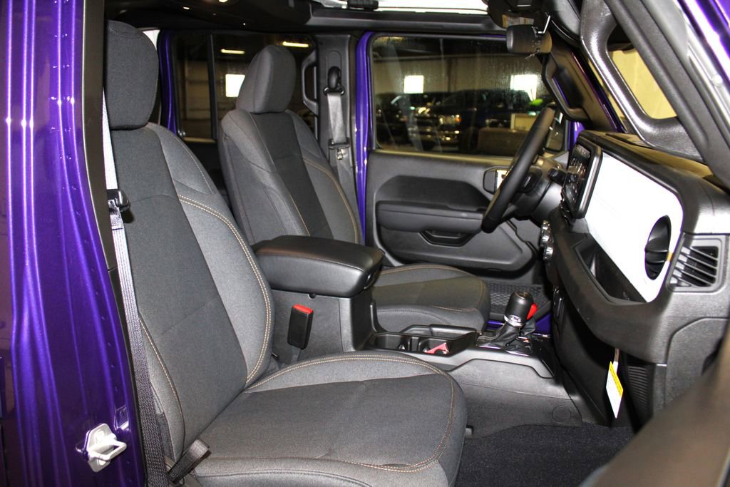 New 2026 Jeep Gladiator Sport image 25