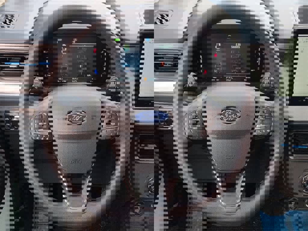 New 2025 Ford Maverick XLT image 23