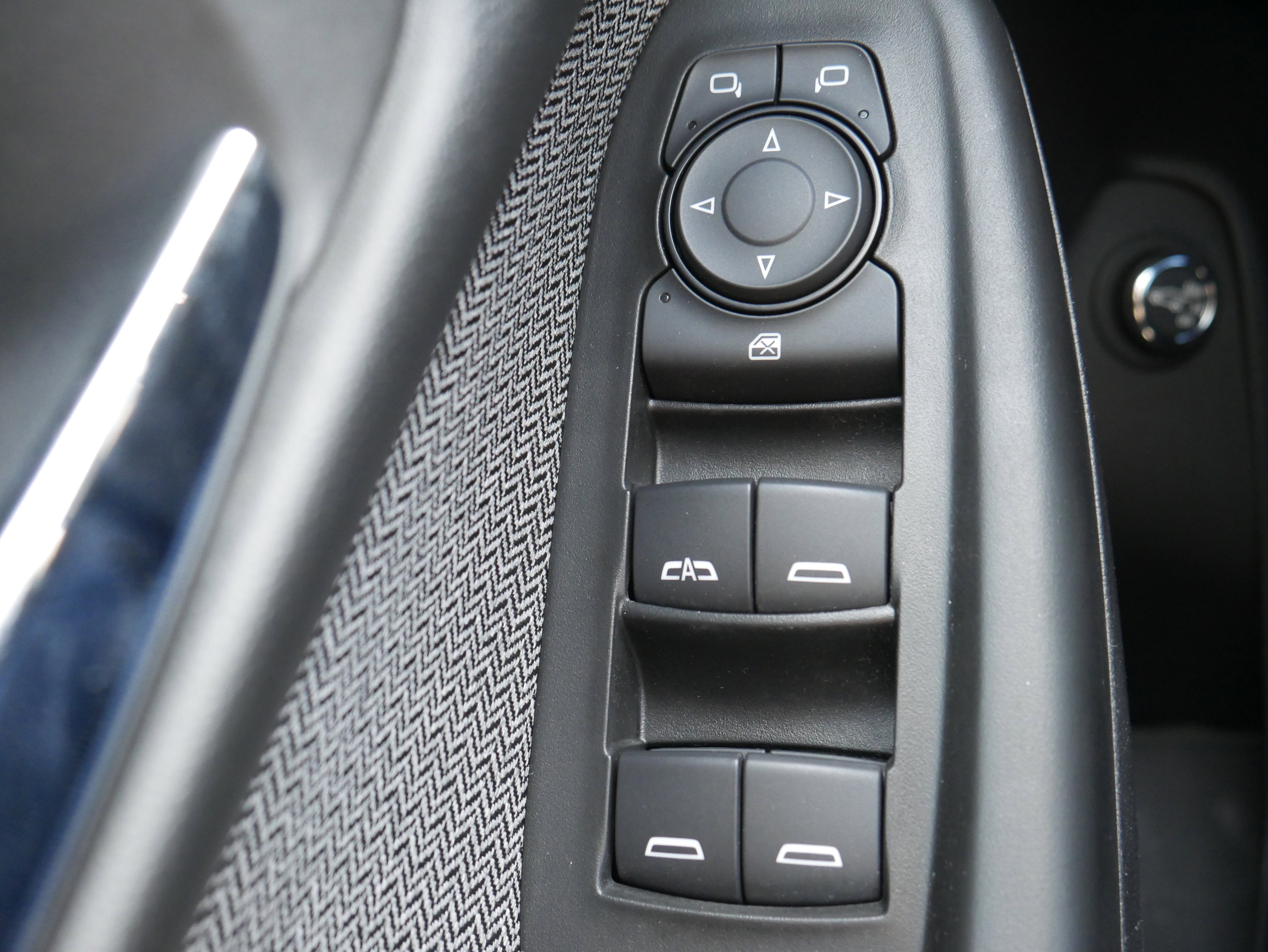 Certified 2024 Chevrolet TrailBlazer LT w/ Convenience Package image 27