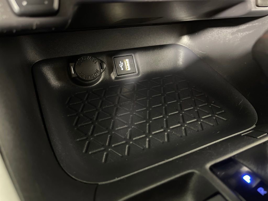 Certified 2025 Toyota RAV4 LE image 30